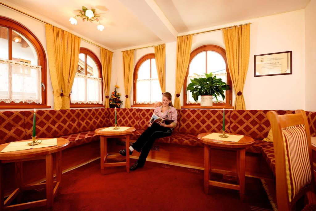Pension Mozart วาไกรน์ ภายนอก รูปภาพ